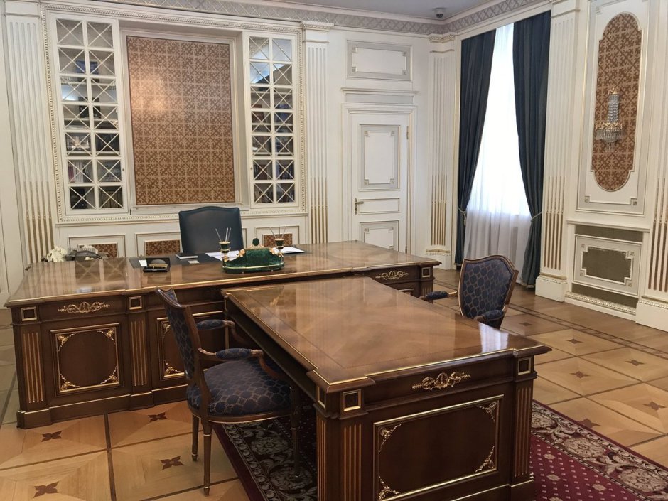 Сенатский дворец Московского Кремля кабинет Путина