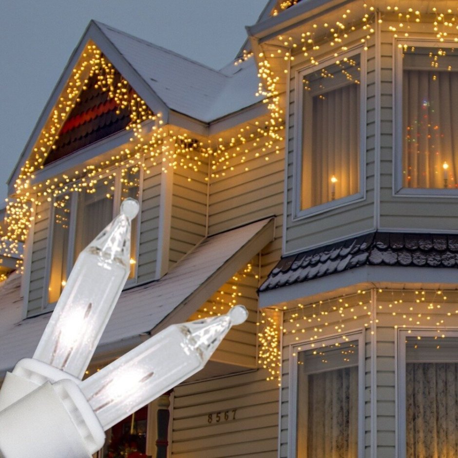 Варианты подсветки дома на Рождество