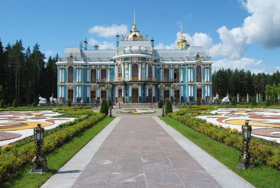 Васильевский дворец в Вырице внутри