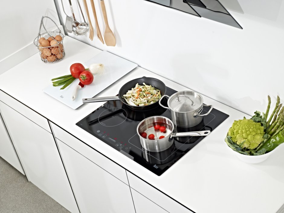 Индукционная варочная панель Gaggenau ci 492-100