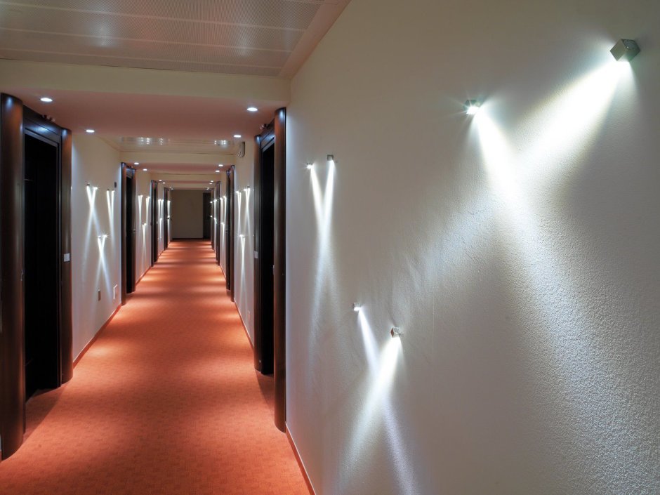 Подсветка коридор отель