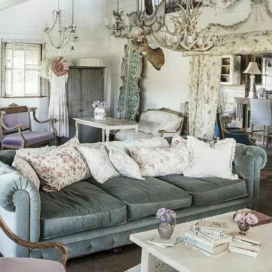 Угловой диван в стиле шебби Шик