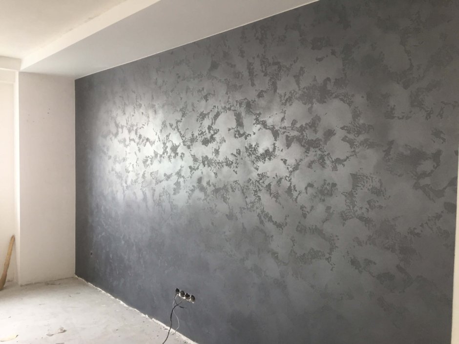 Шелковая краска для стен в интерьере