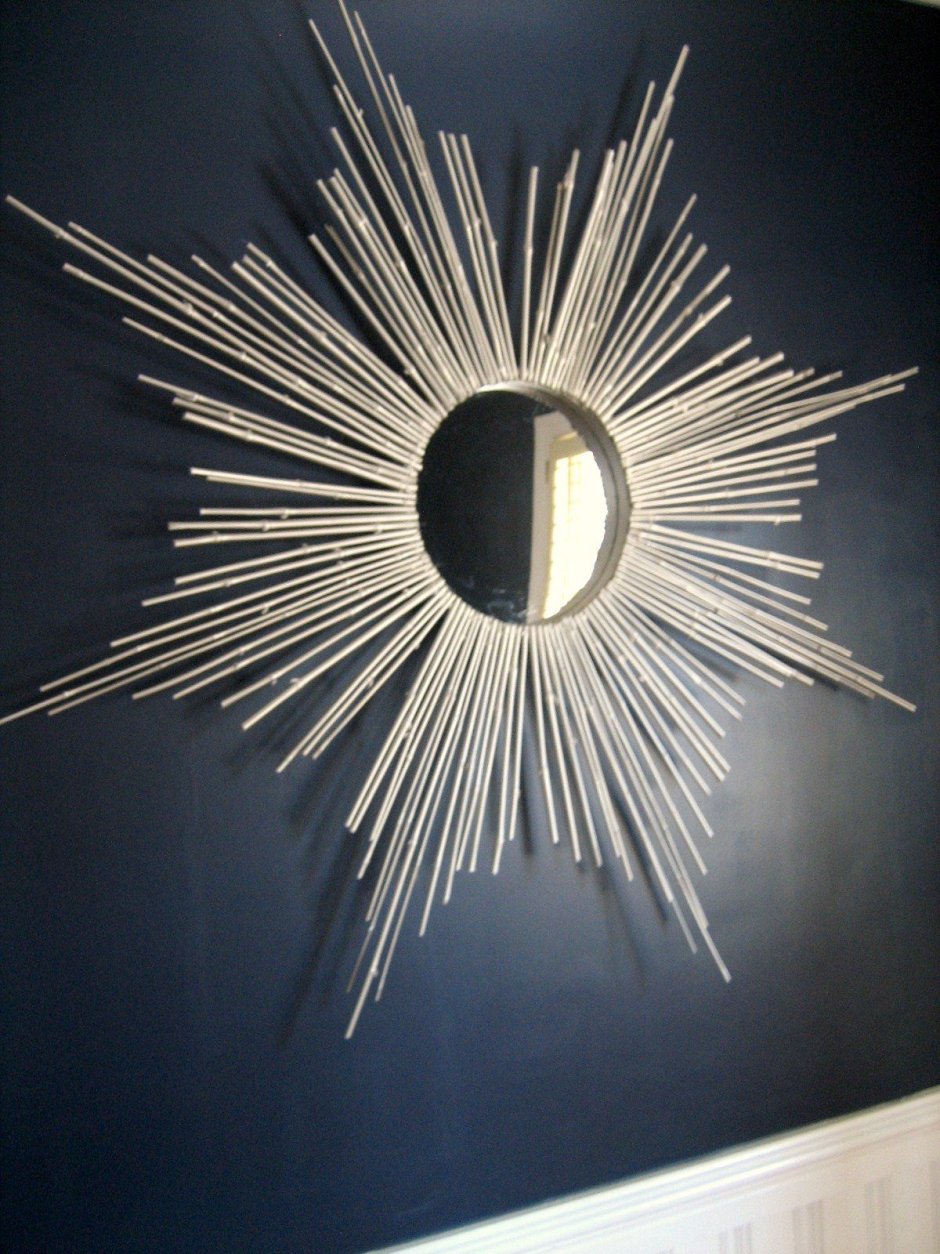 Декор зеркала из шпажек