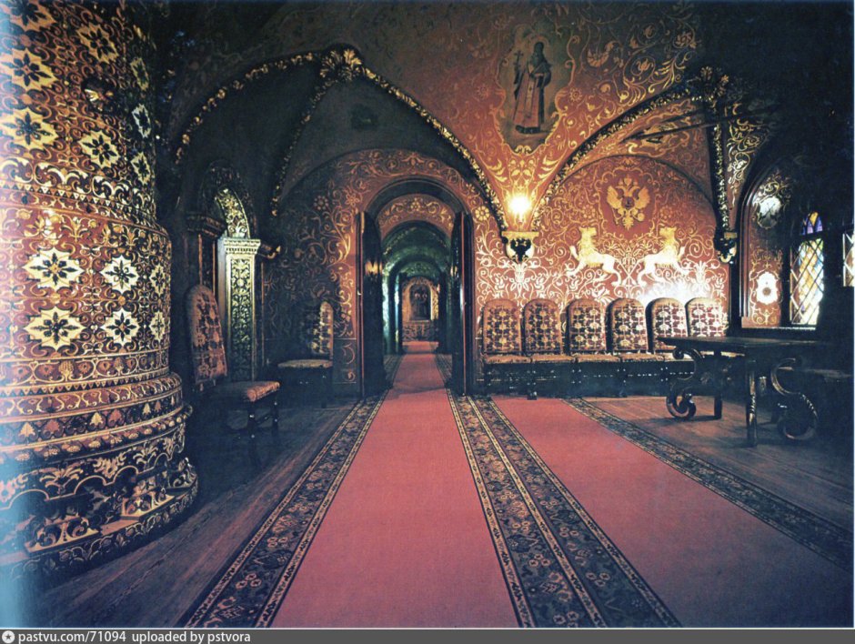 Теремной дворец трапезная палата