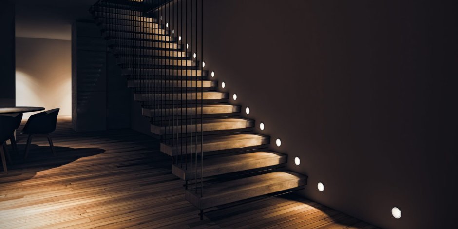 Подсветка лестницы в доме из бруса