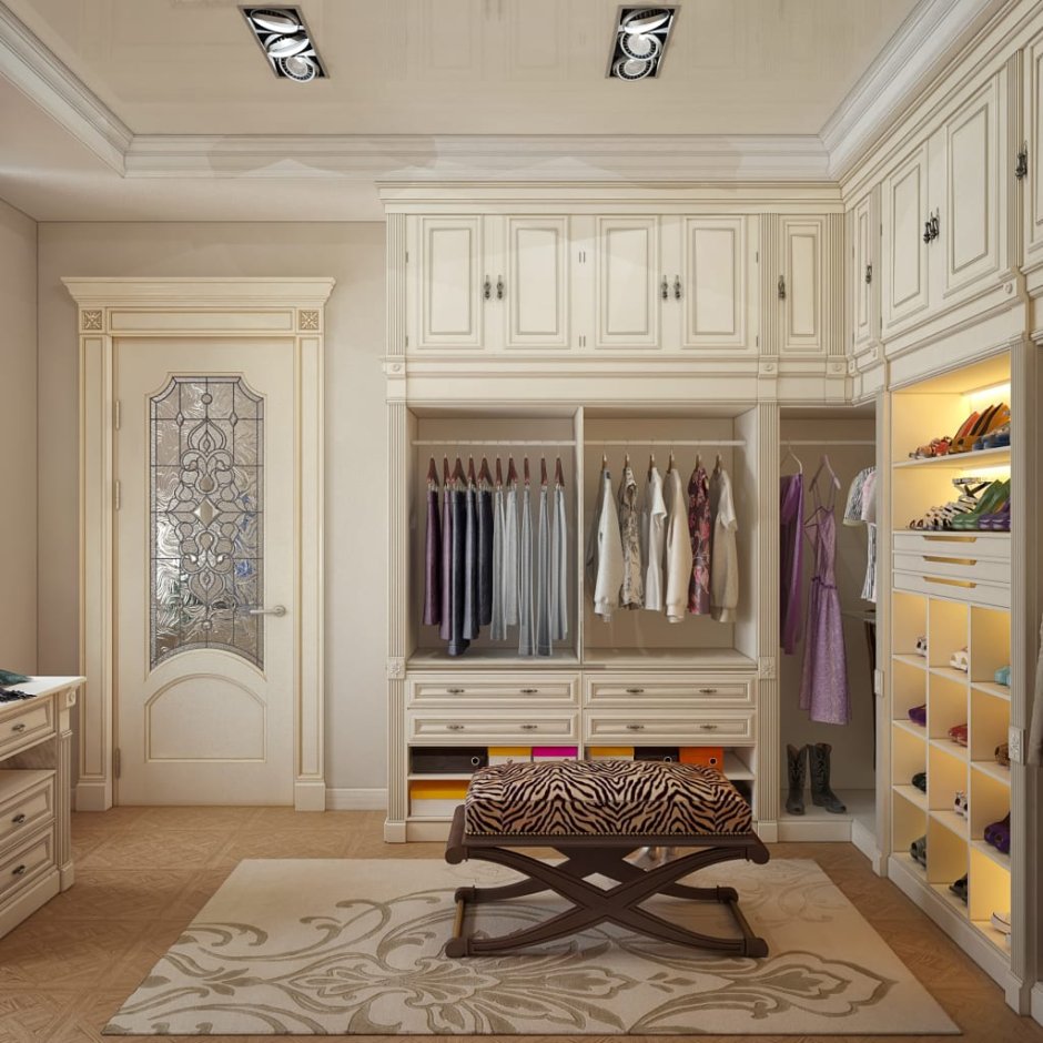 Mirror Walking Closet