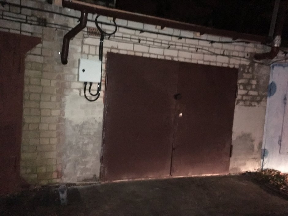 Водосток металлический гараж
