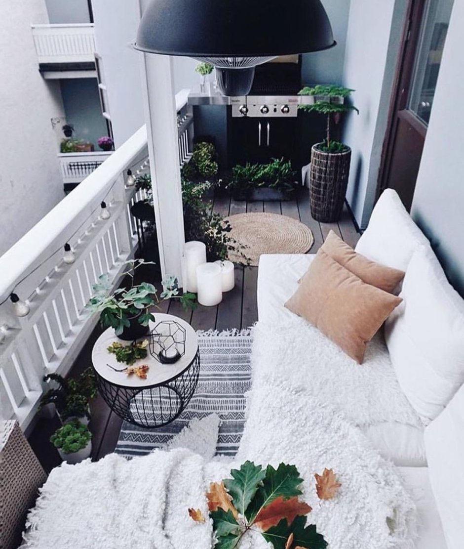 Уютные комнаты с красивым видам балкона