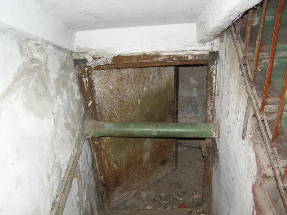 Домашний кинотеатр в стиле Хай тек