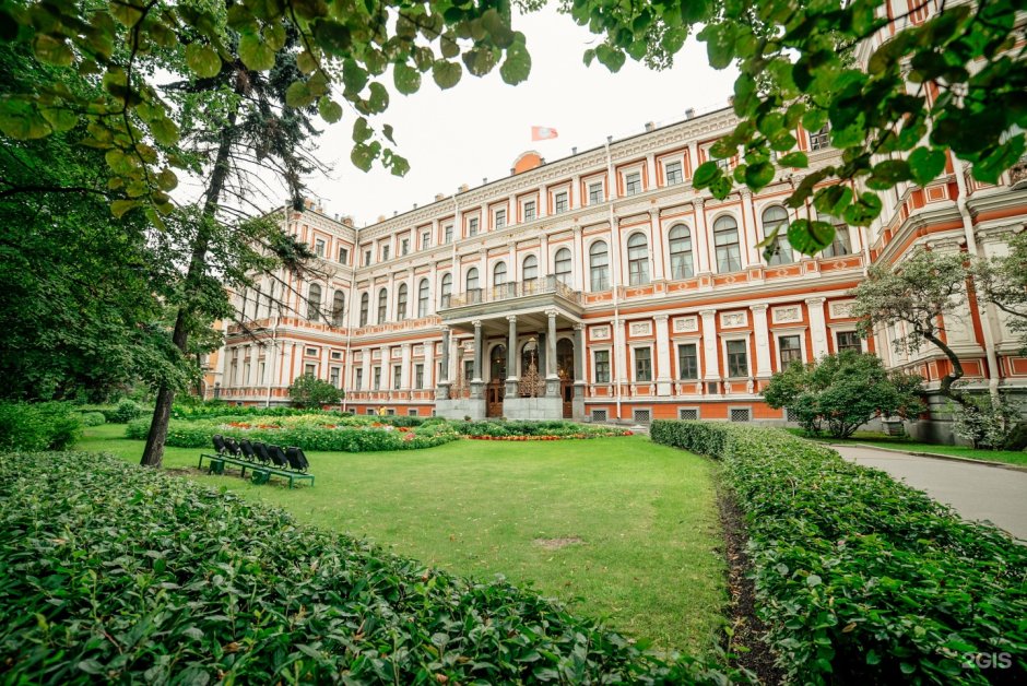 Николаевский дворец в Петербурге