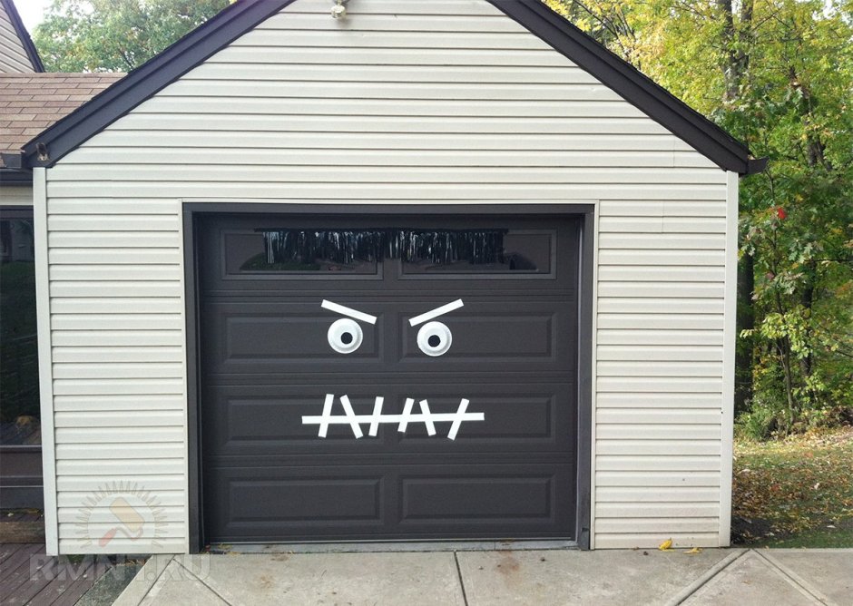 Fulsie Garage Door