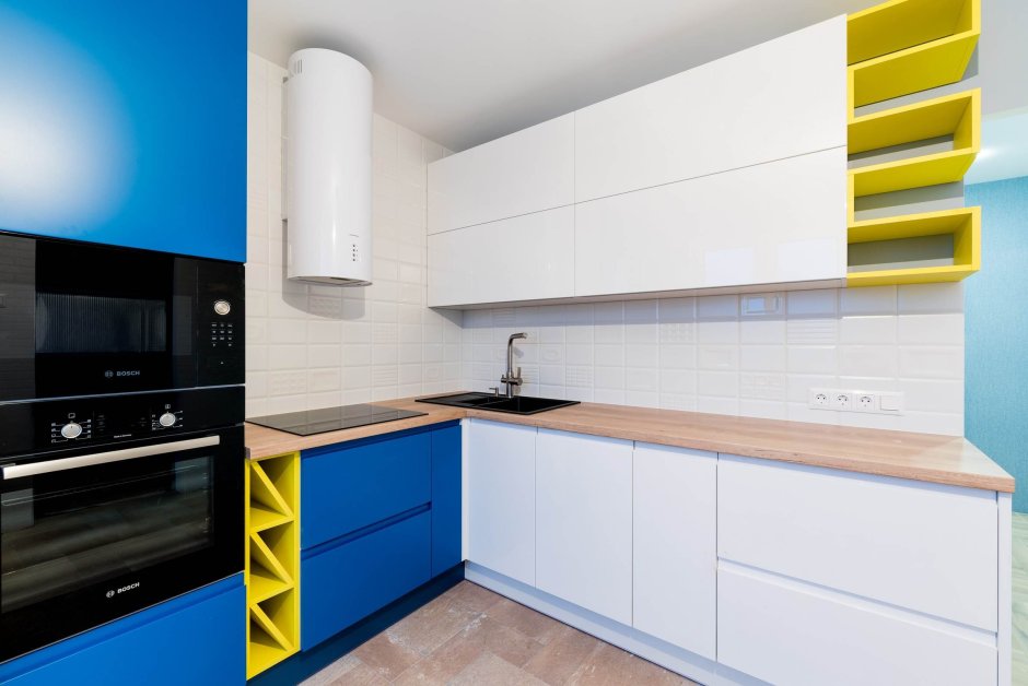 Компакт ламинат белая кухня