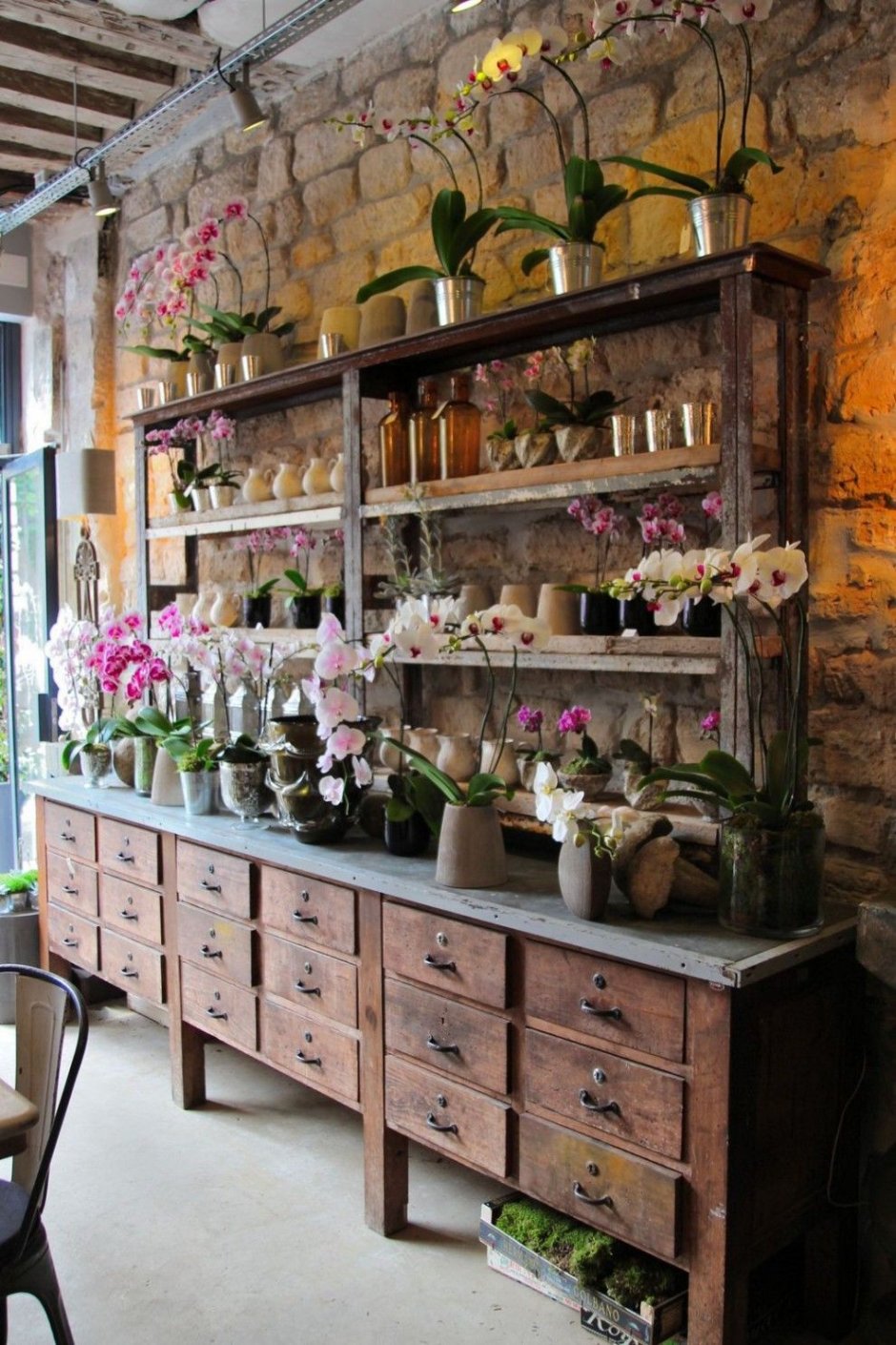 Шкаф для магазина цветов
