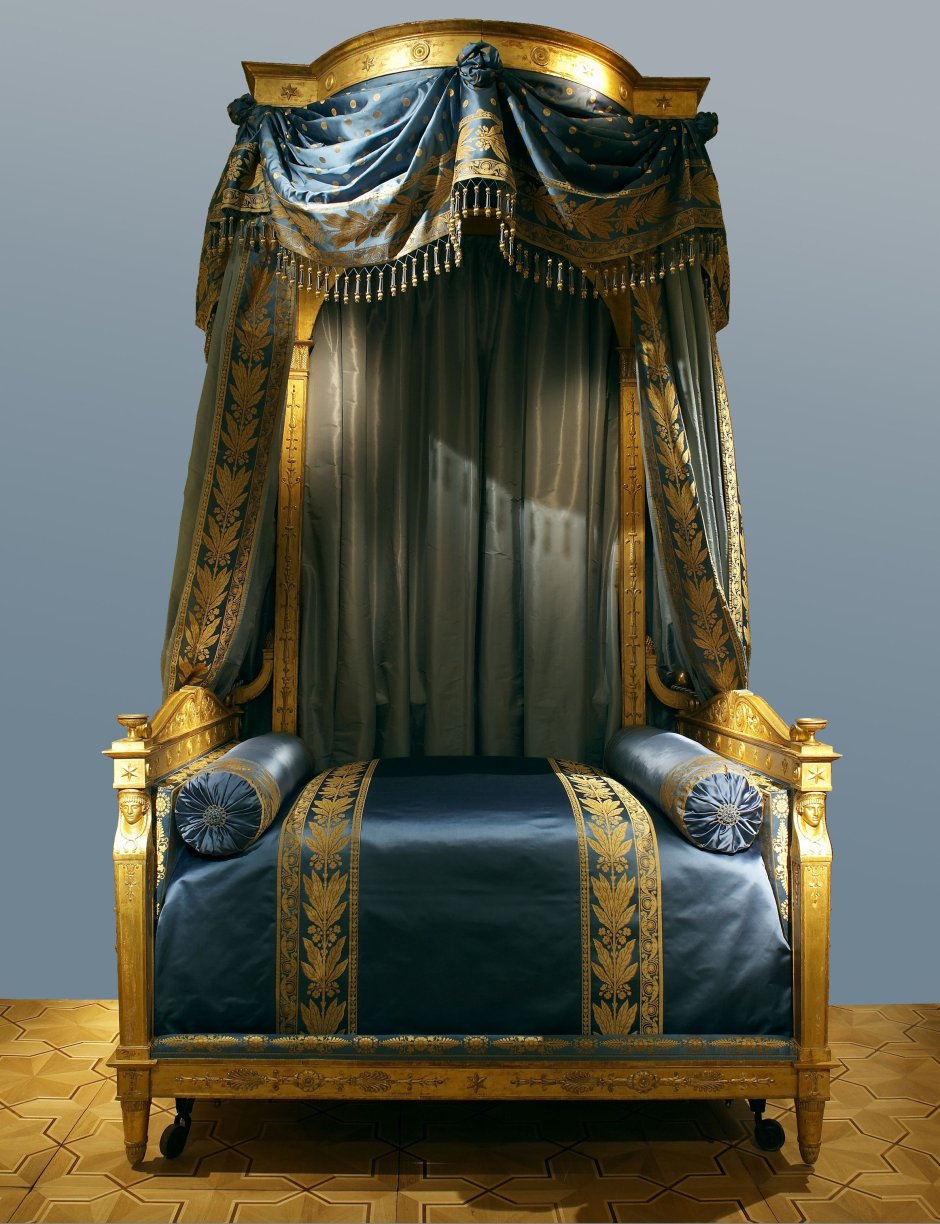 Богатый стул