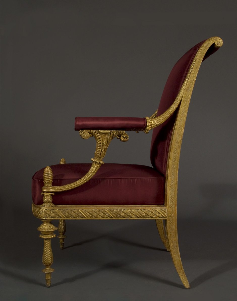 Антикварное кресло в стиле Ампир