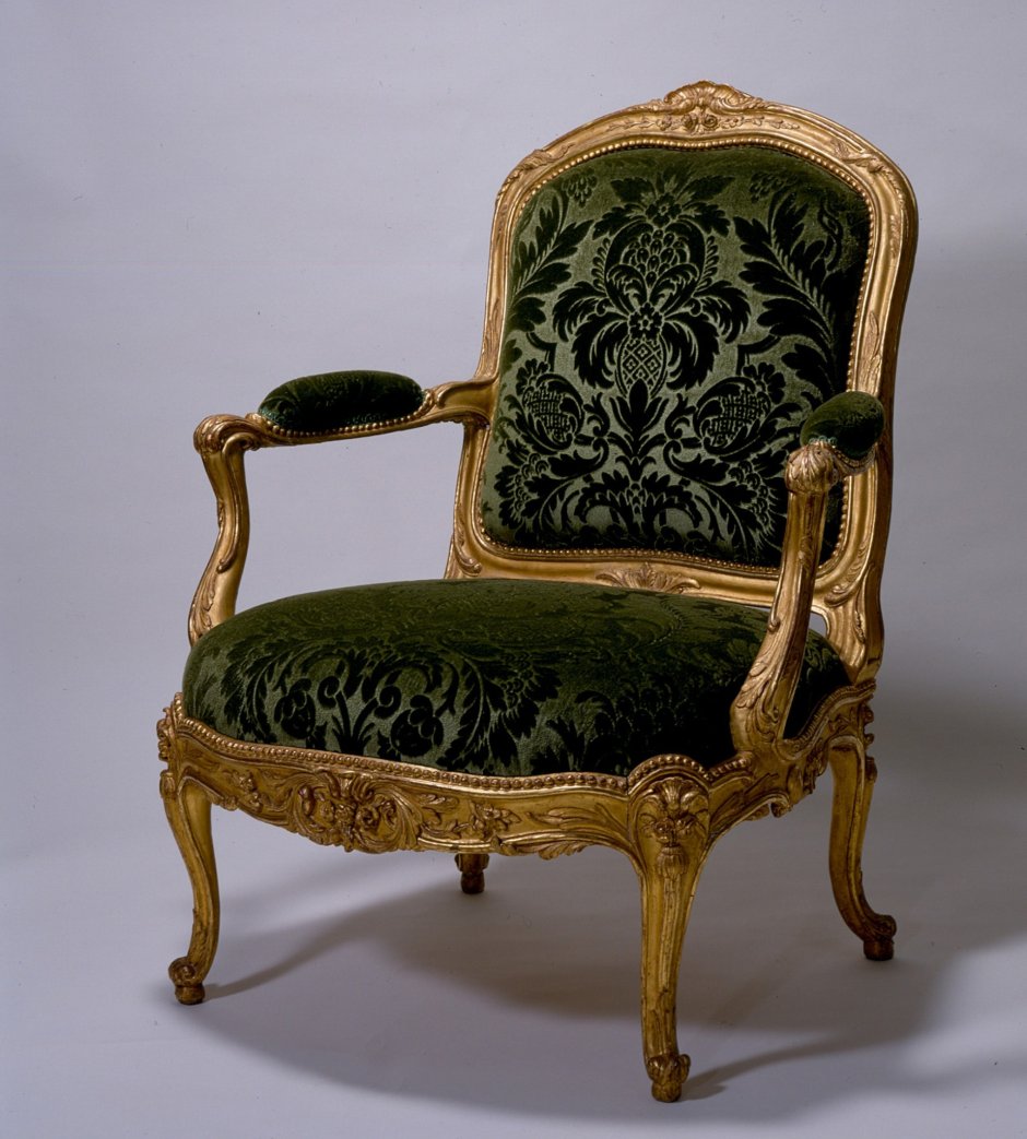 Ампир в мебели 19 века