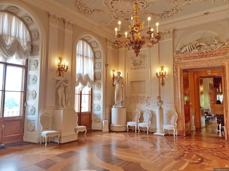 Парадная лестница Мариинского дворца