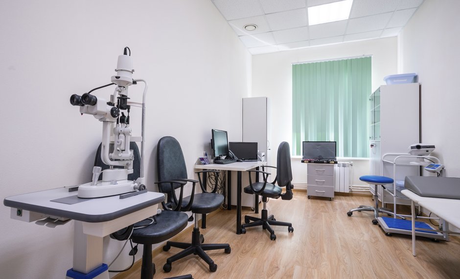 Стандарт оснащения офтальмологического кабинета поликлиники