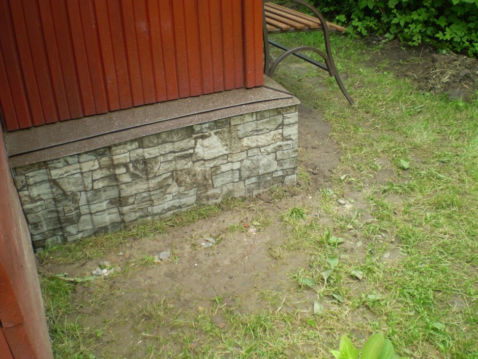 Отделка фундамента