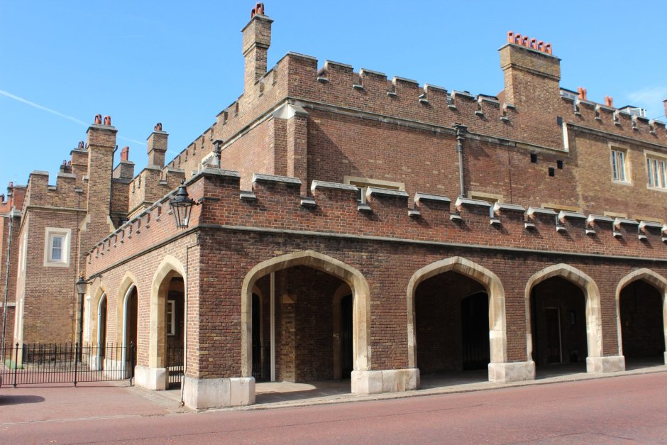 Сент-Джеймсский дворец в Лондоне