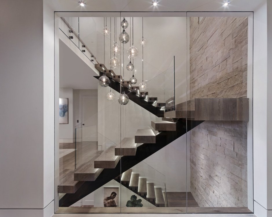 Мраморные лестницы со стеклом