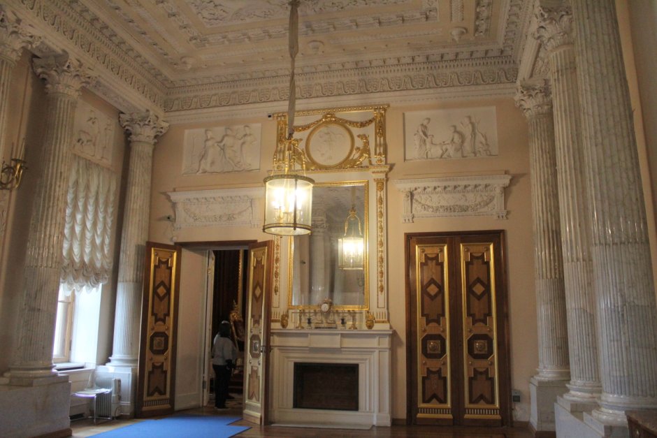 Гатчинский дворец-музей внутри