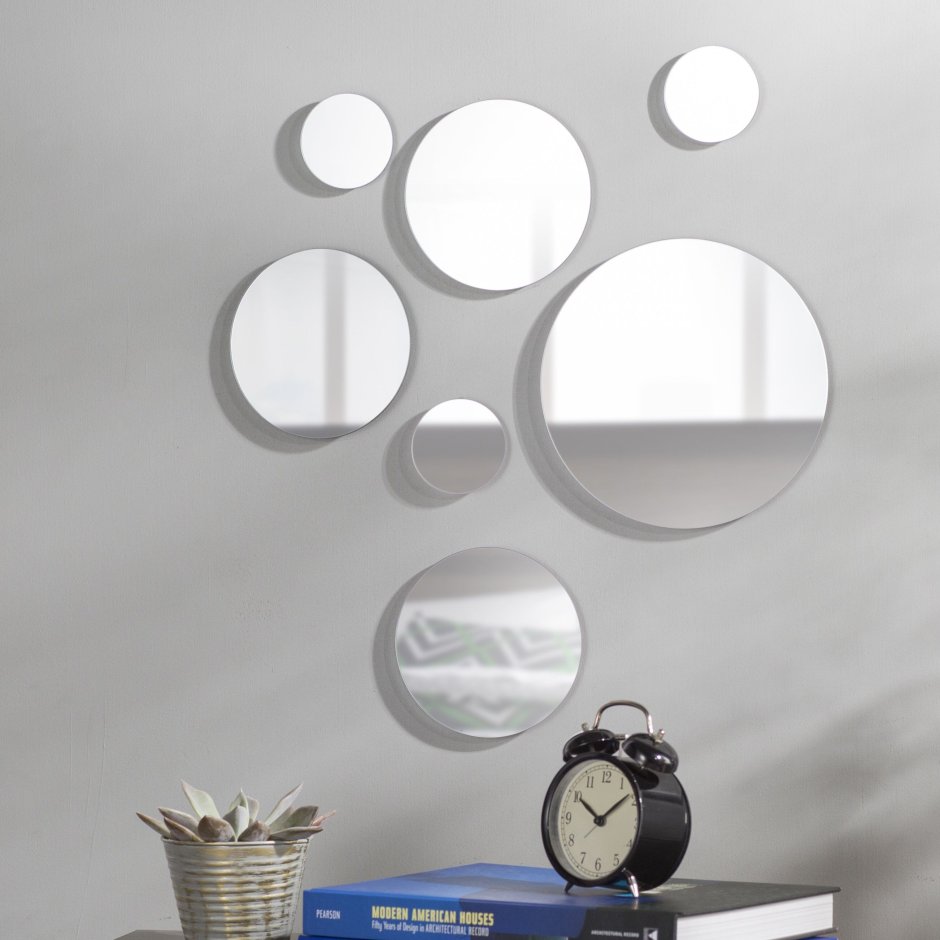 Набор круглых зеркал разного диаметра