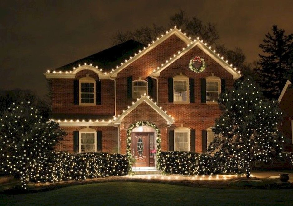 Подсветка кирпичного дома на новый год