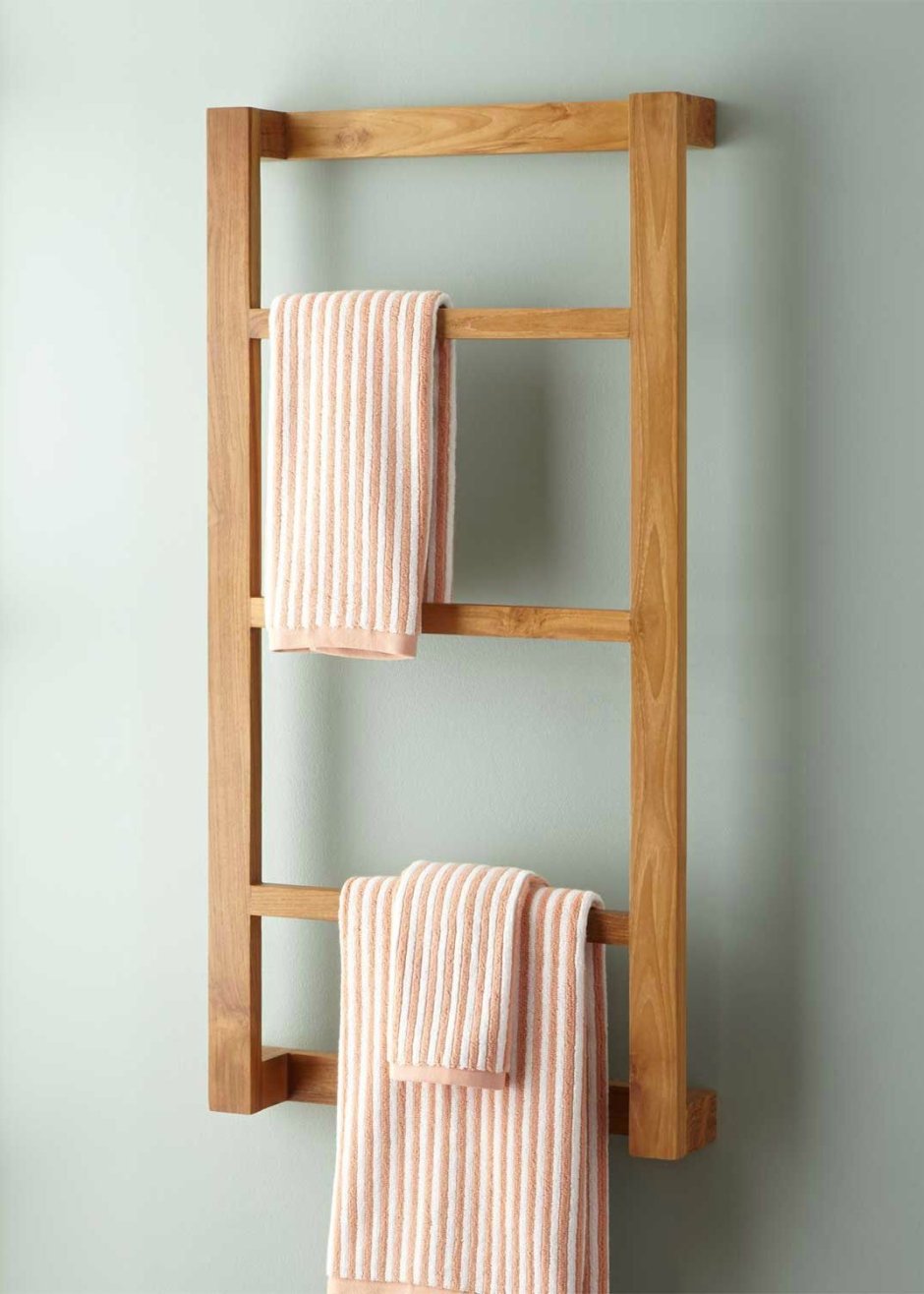 Porcelanosa Bath Accessories