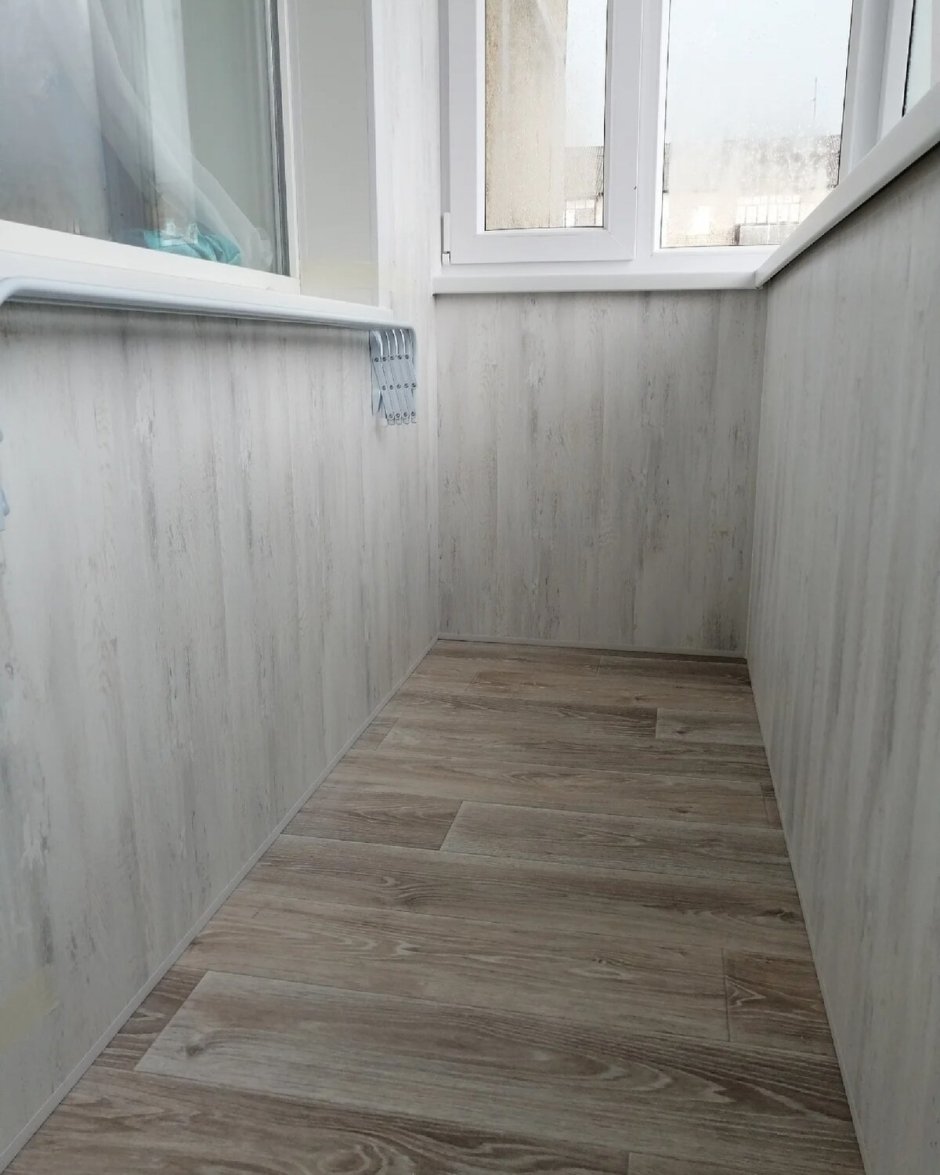 Отделка лоджии ламинатом