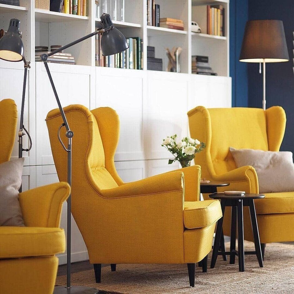 Кресло Swan желтое