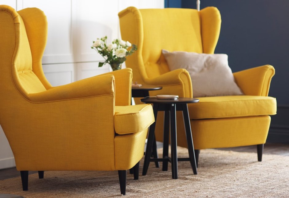 Кресло в стиле Модерн желтое