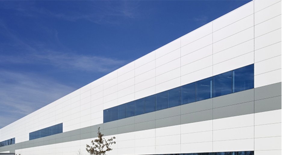 Sandwich Panel building