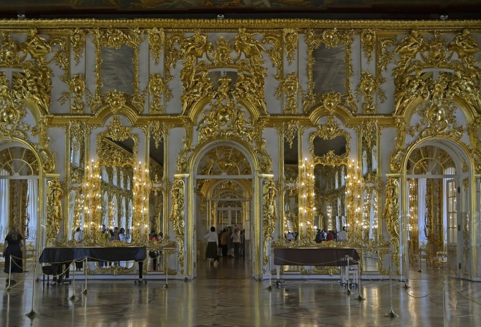 Версальский дворец Вырица