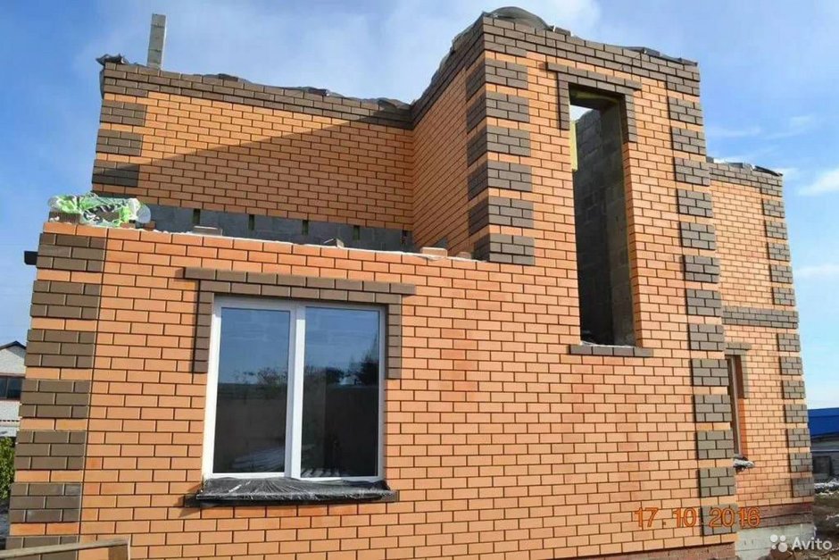 Кирпичная внутрикомнатная перегородка