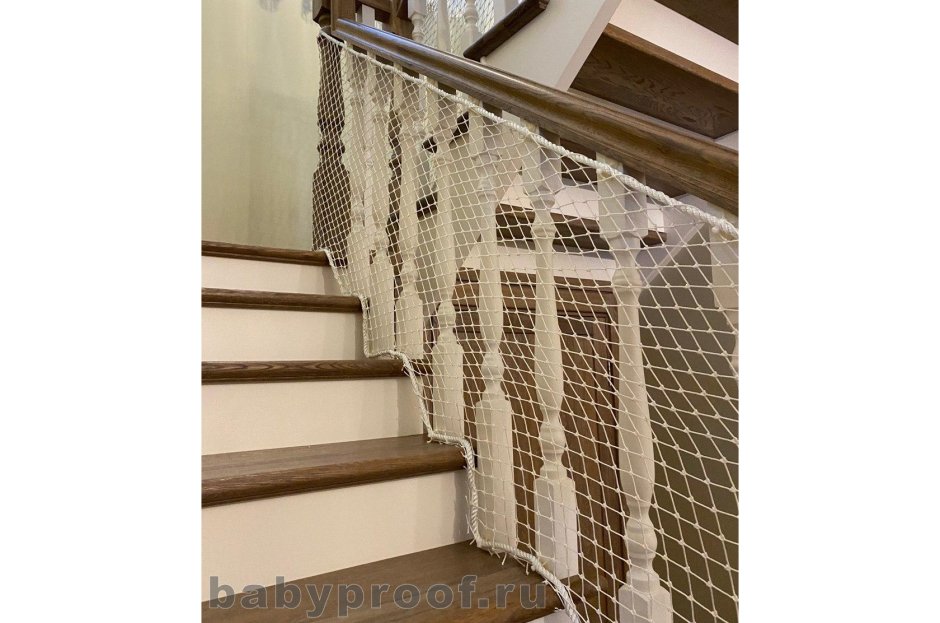 Веревочные перила для лестницы