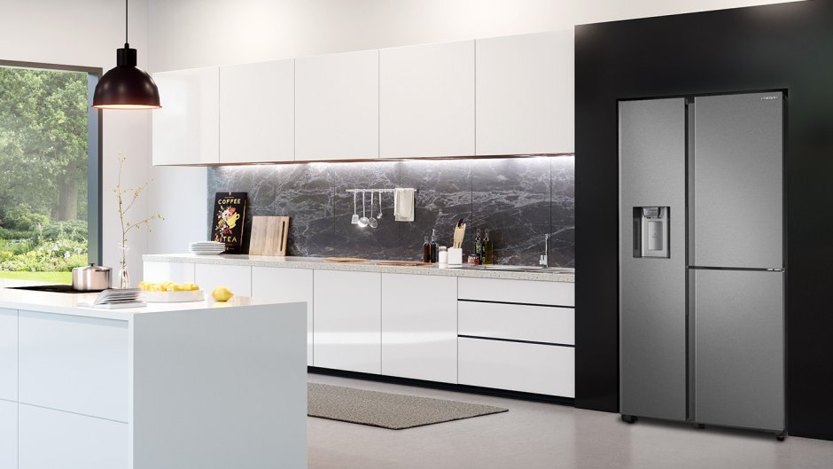 Холодильник Samsung Side by Side на кухне