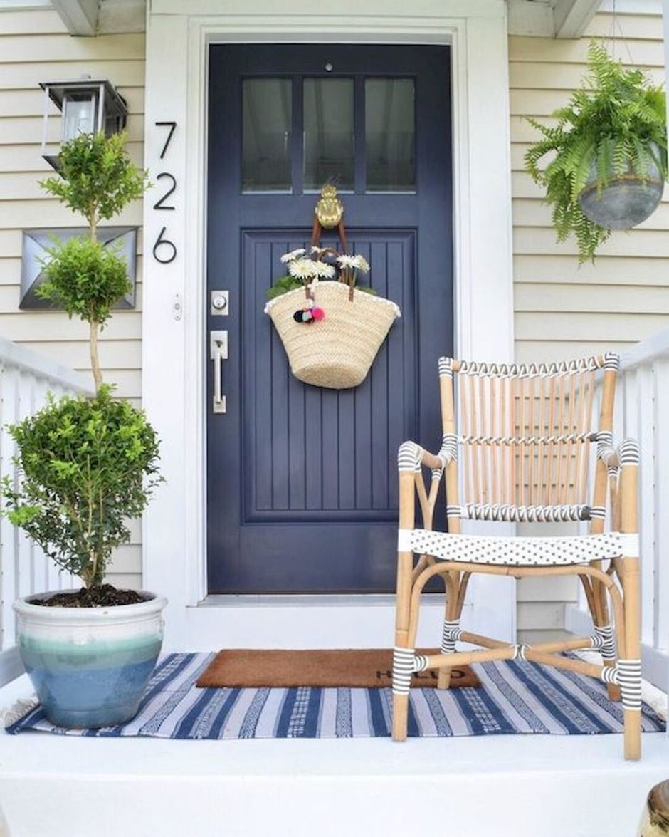 Обустройство зоны отдыха на крыльце