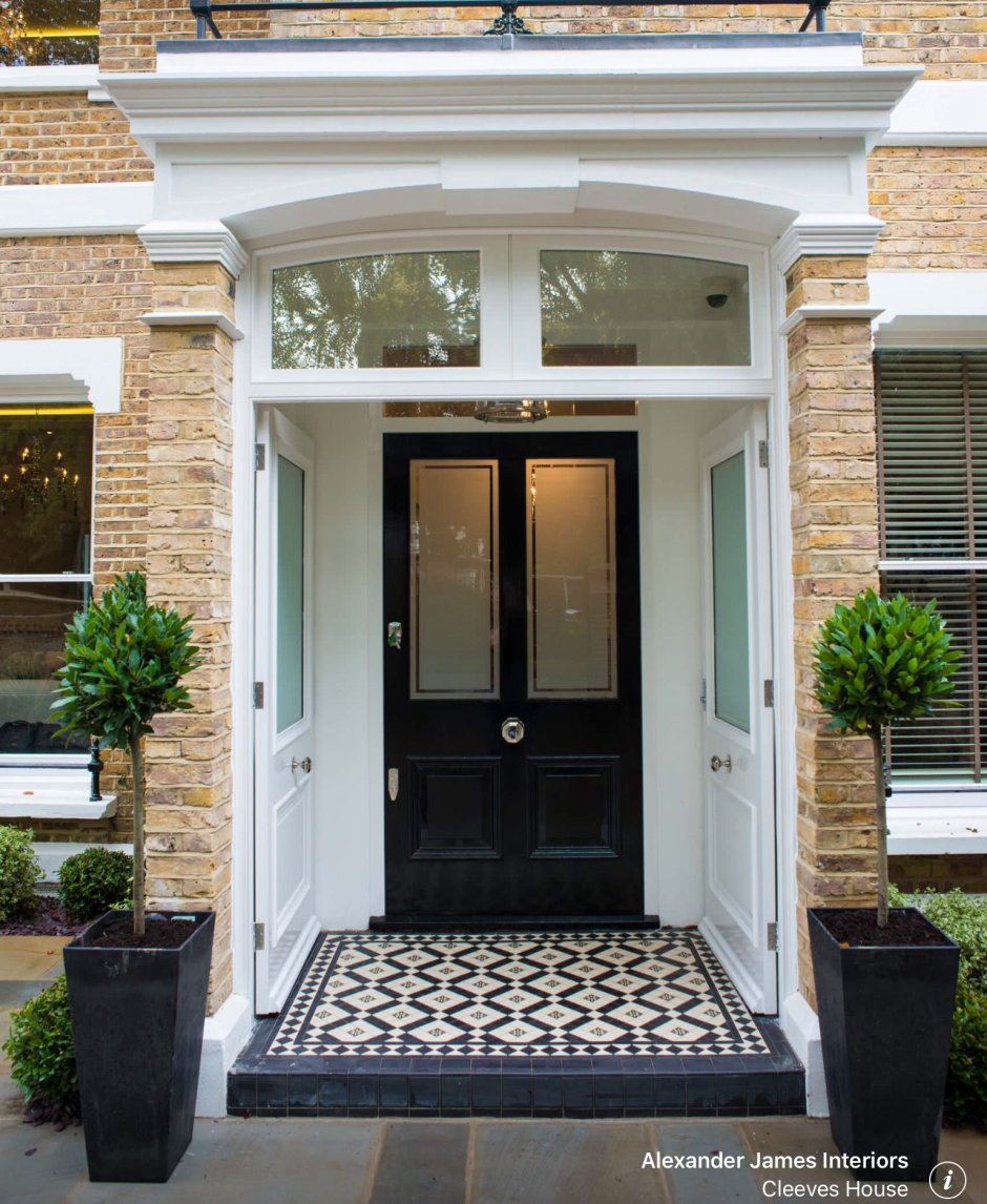 Крыльцо в частном доме стиль Прованс