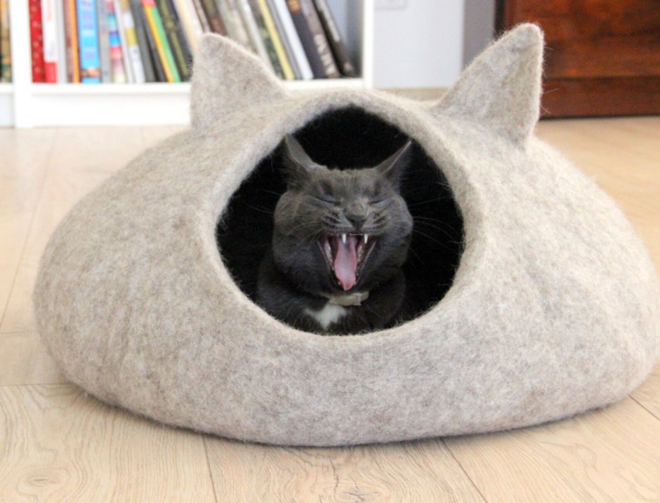 Валяный домик для кошки