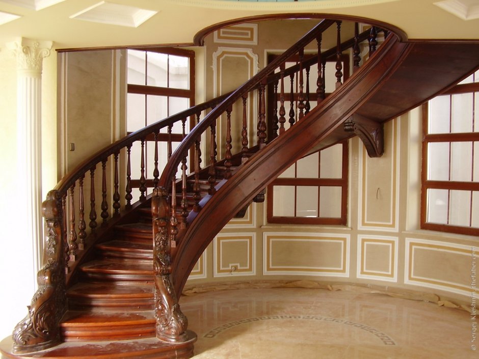 Классические деревянные лестницы