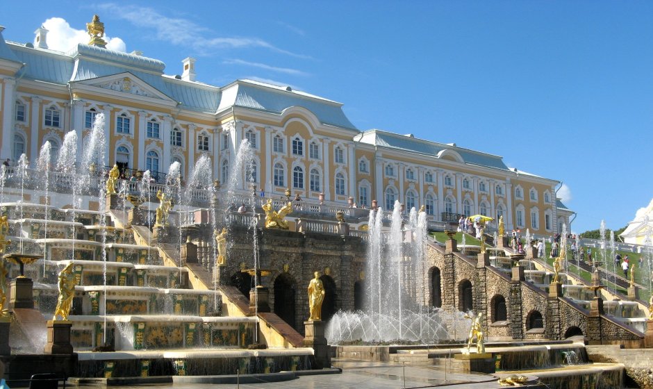 Большой Петергофский дворец фонтаны