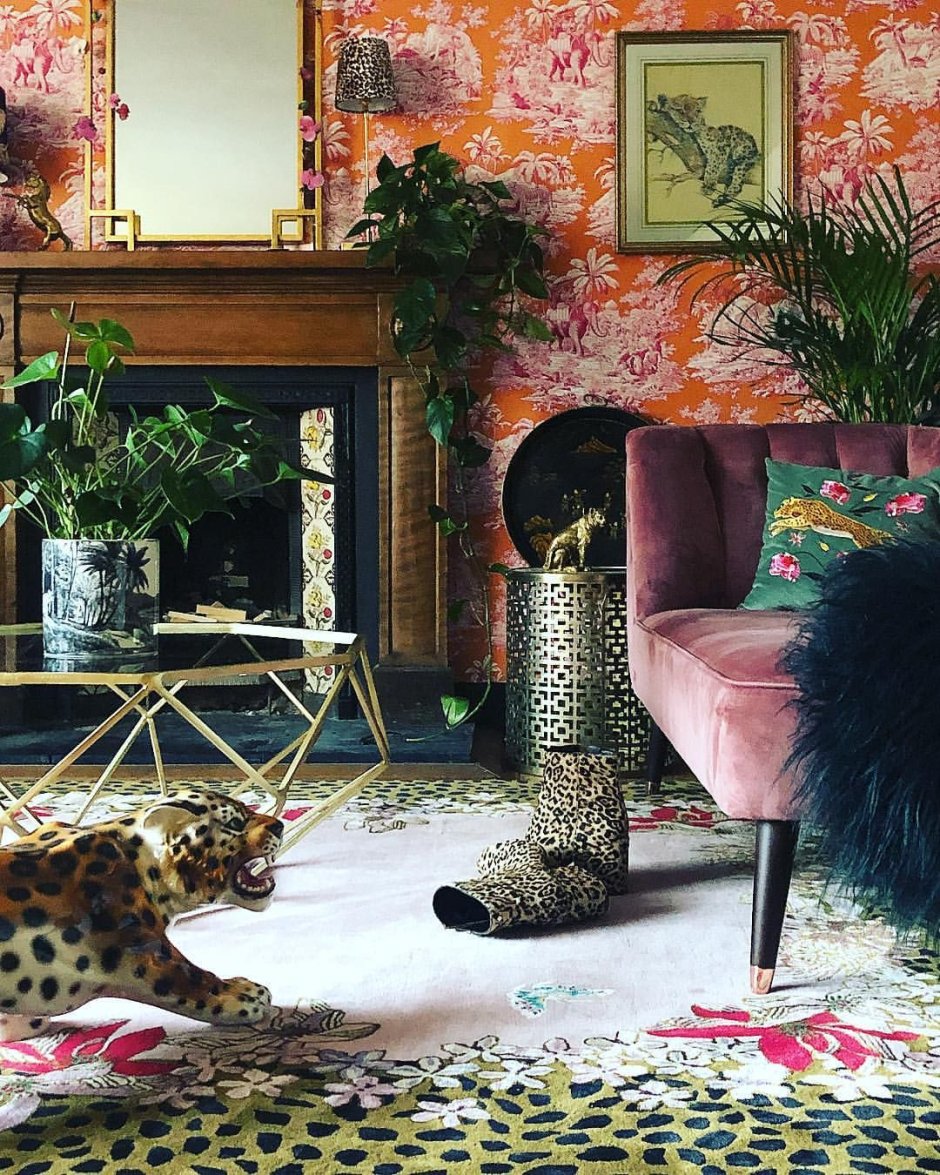 Комната в леопардовом стиле