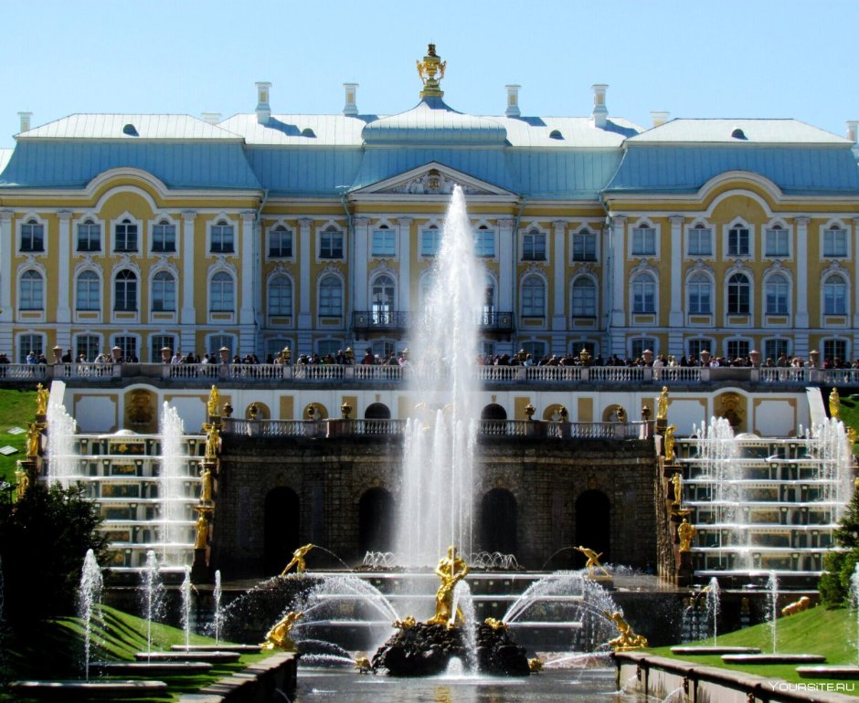 Большой Петергофский дворец, Петергоф