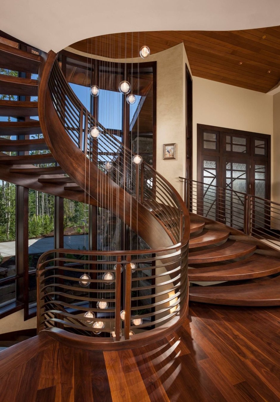 Красивые лестницы в загородных домах