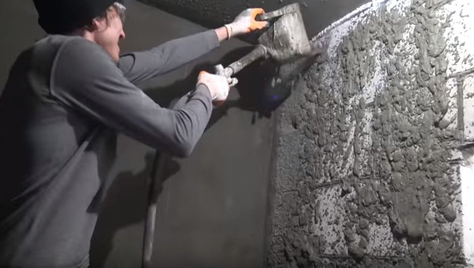 Оштукатуривание стен цементно-песчаным раствором