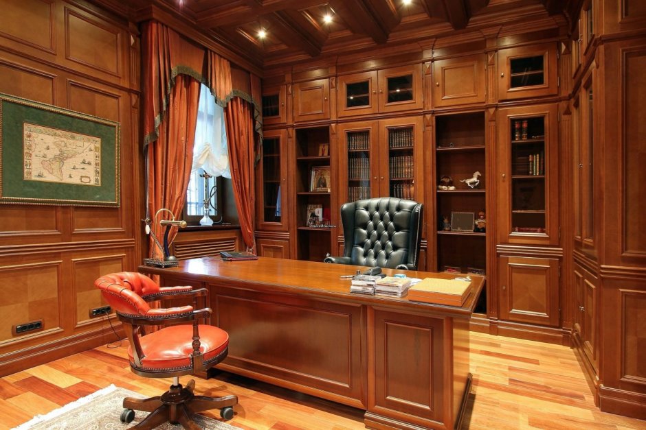 Деревянный кабинет в английском стиле