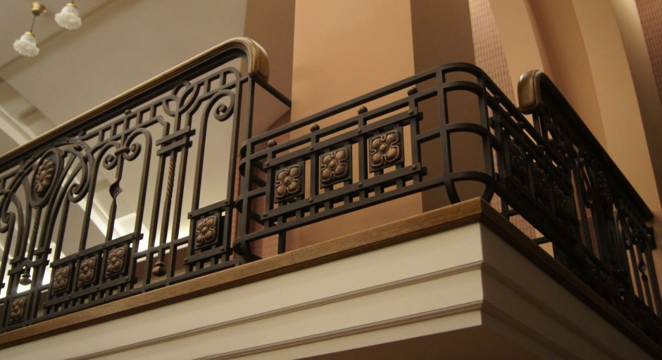 Балконные ограждения в английском стиле