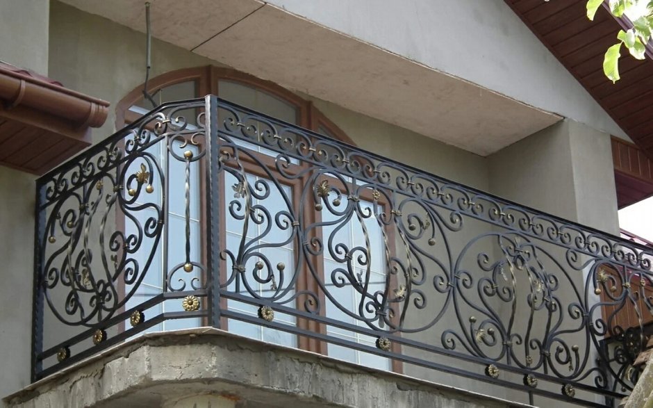 Забор на балконе